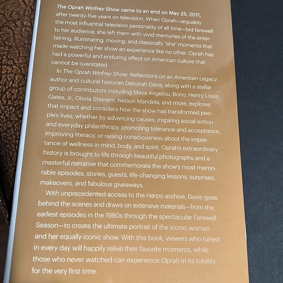 Oprah Winfrey Classic Fashion Book which is beautifully designed styled fashion! - Picture 4 of 8